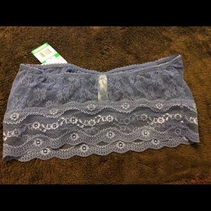 Btemptd by Wacoal Lace Kiss Bandeau